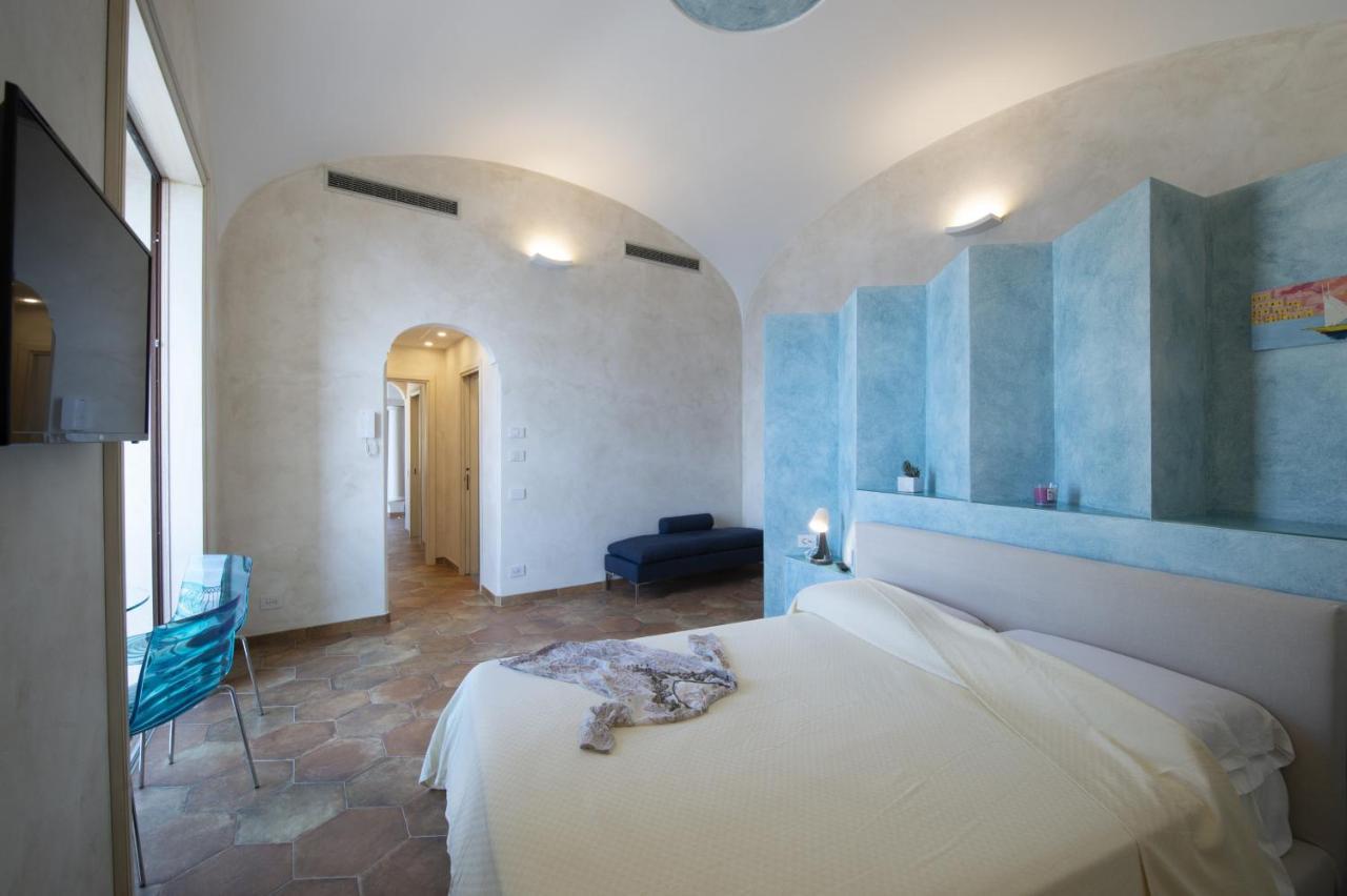 Amore Rentals - Casa Volte Alte Positano Exterior photo
