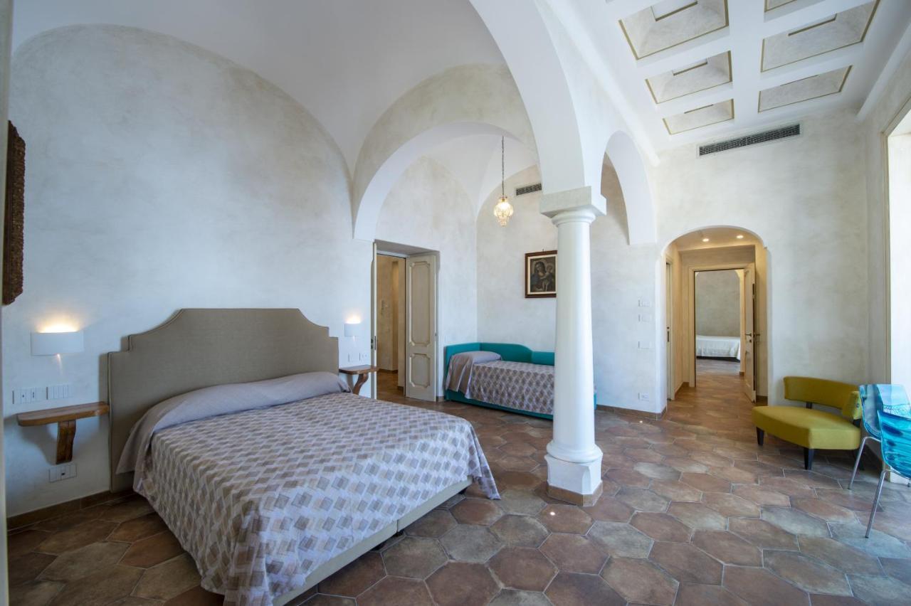 Amore Rentals - Casa Volte Alte Positano Exterior photo
